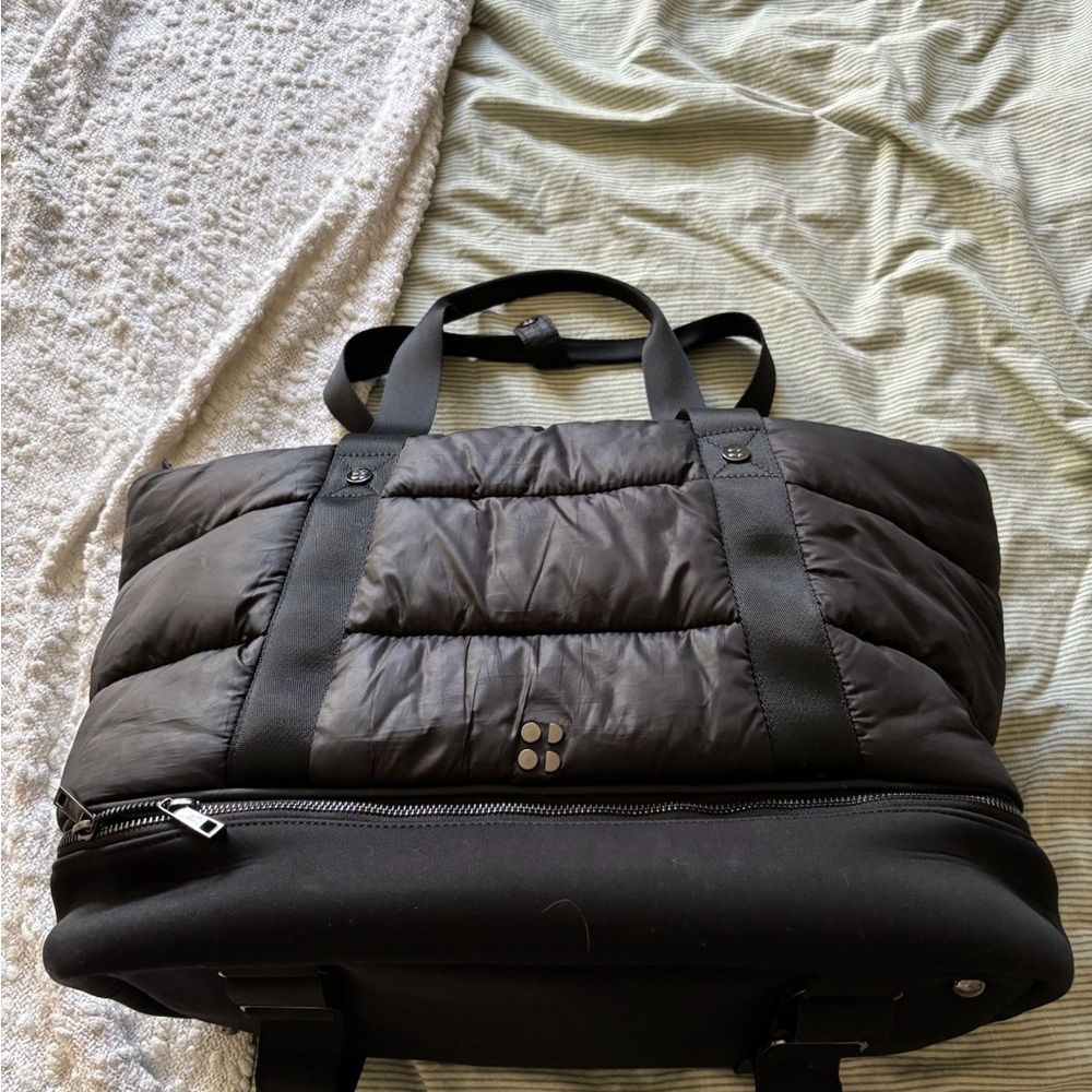 Sweaty Betty Black Quilted Travel Bag with Bottom Pocket and Yoga Mat Strap